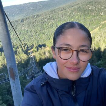 Babysitter in Profondeville: Rhina