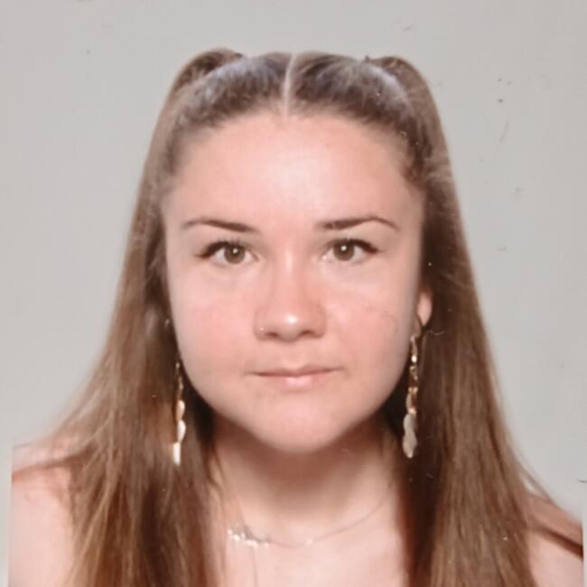 Babysitter in Galapagar: Paula