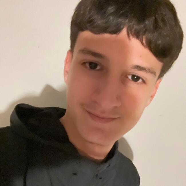 Babysitter in Campugnan: Ethan