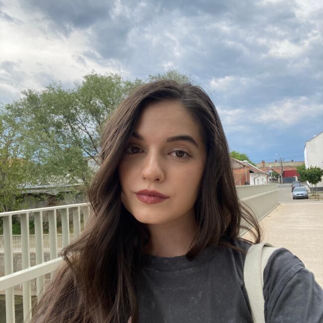 Bonă în Cluj-Napoca: Naomi