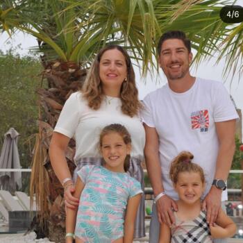 Genitore Peschiera Borromeo: Adriana