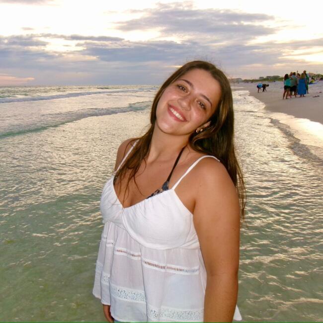 Niñera en La Plata: Isabella