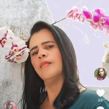 Babysitter in Ribeirão das Neves: Sirlene Aparecida