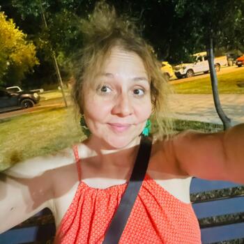 Babysitter in Angol: Angela