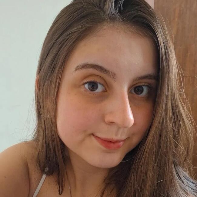 Babá em Colombo: Alana Cristine
