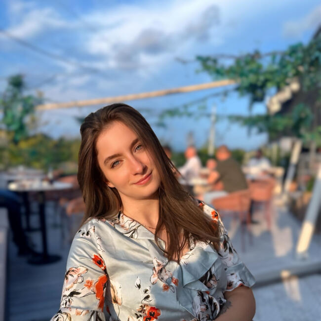 Babysitter in Begijnendijk: Laura