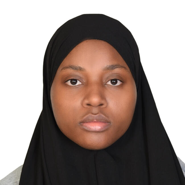 İstanbul bölgesinde bebek bakıcısı: Aisha