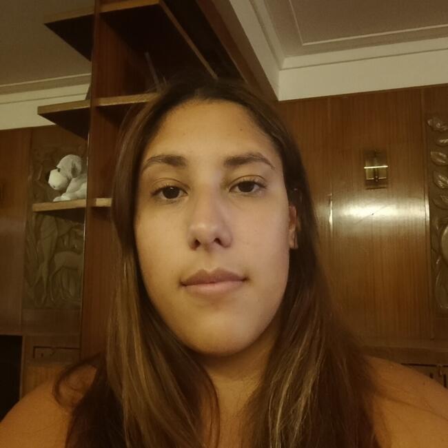 Babysitter in Avellaneda (Buenos Aires): Agostina