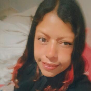 Babysitter in Soledad: Kelly johana