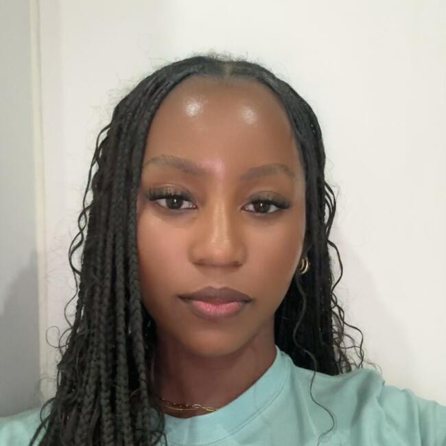 Babysitter in Kingston: Tsojourna