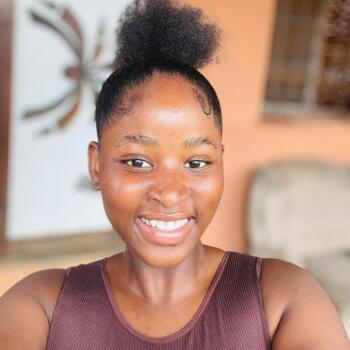 Babysitter Durban: Pretty Anele