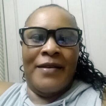 Nanny in Riyadh: Joyce