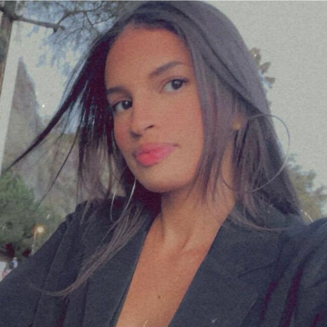 Babysitter em Lisboa: Mirely