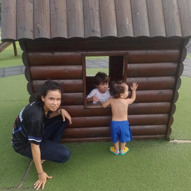 Emprego de babá em Belém: Lorena