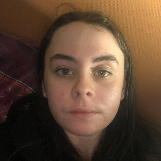 Babysitter in Carresse-Cassaber: Gwenaelle