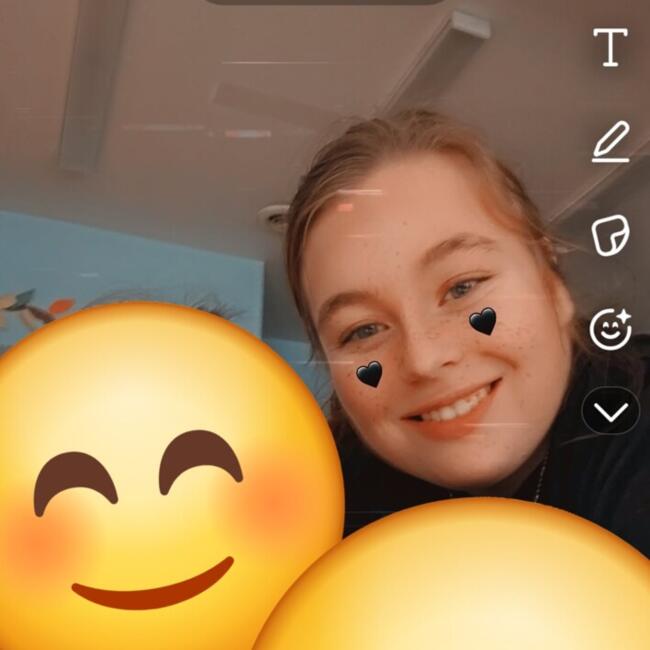 Baby-sitter in Laval: Melissa