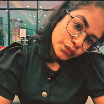 Babysitter Puchong Batu Dua Belas: Shalini