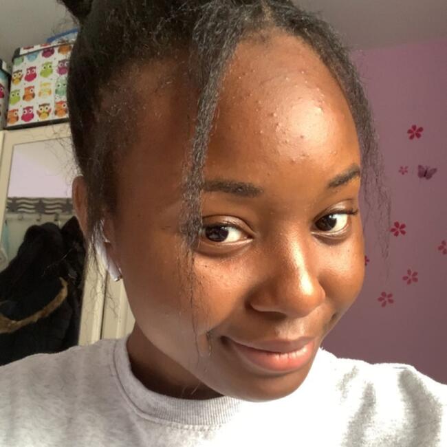 Babysitter in Aylesbury: Mandy