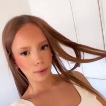 Baby-sitter Pollestres: Mayssa