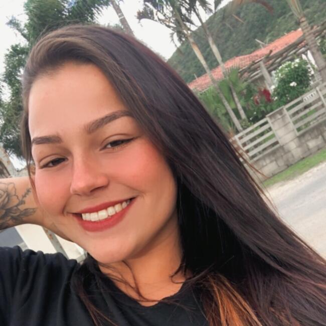 Babysitter in São José (São José): Carla