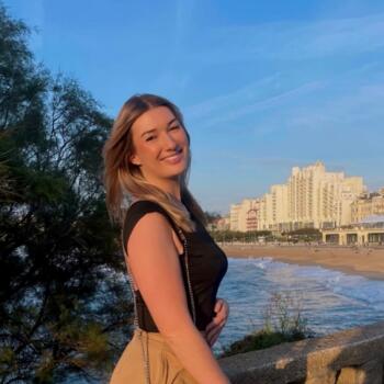 Babysitter Anglet: Charlotte