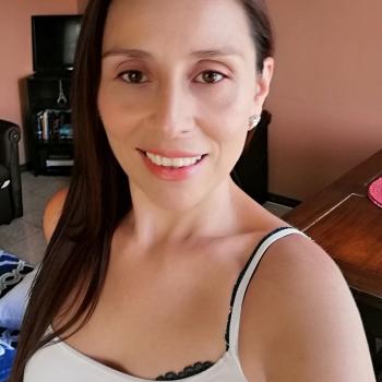 Babysitters in Barva: Evelyn Mora