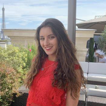 Baby-sitter in Paris: Davia