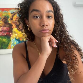 Babysitter Marrazes: Iris