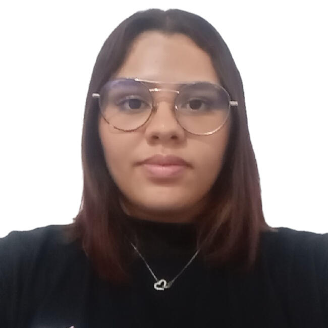 Babysitter in Guarujá: Yasmin