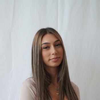 Babysitter Beringen: Iraz