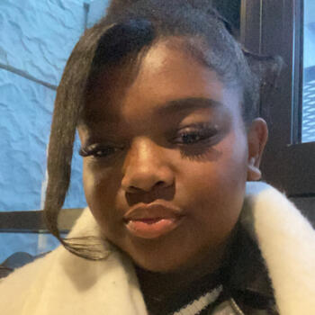 Nanny in Oyonnax: Sandy