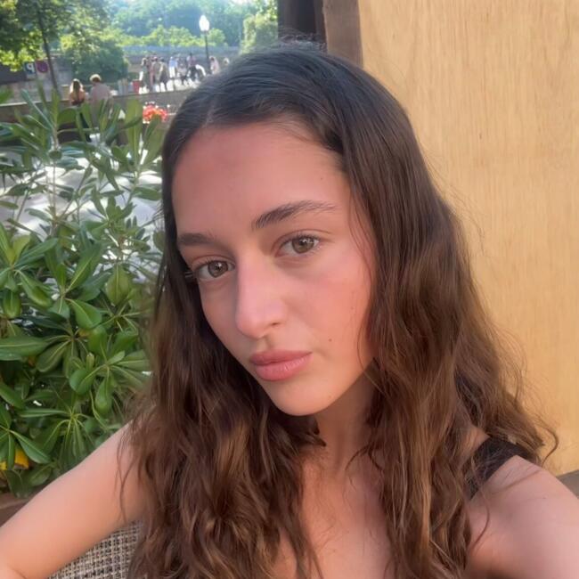 Babysitter in Barcelona: Elene