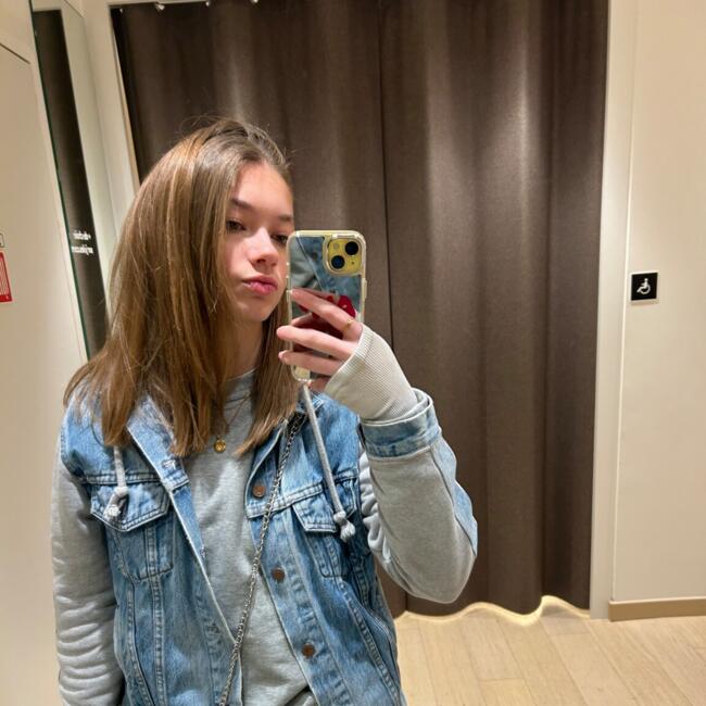 Babysitter in Dijon: Anouck