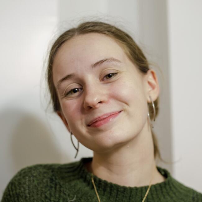 Babysitter in Longjumeau: Clémence