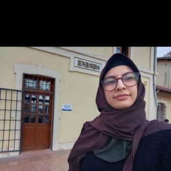 Babysitter in Eskişehir: Saliha