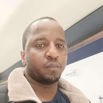 Babysitting job in Leeds: babysitting job Sherman