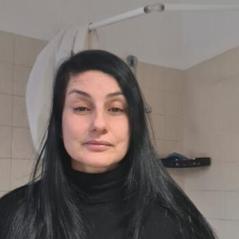 Babysitter a Modena: Amira