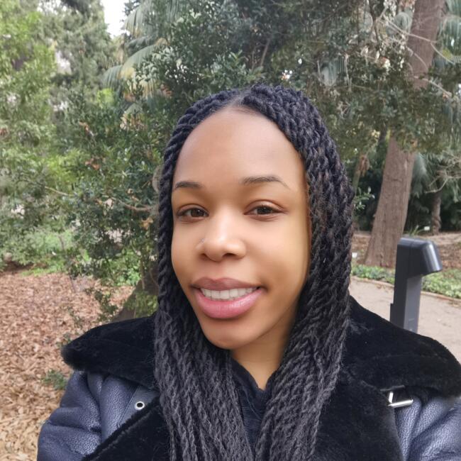 Babysitter in Harrow: Victoria