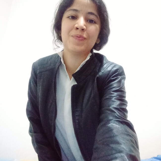 Babysitter in Meknès: Hajar