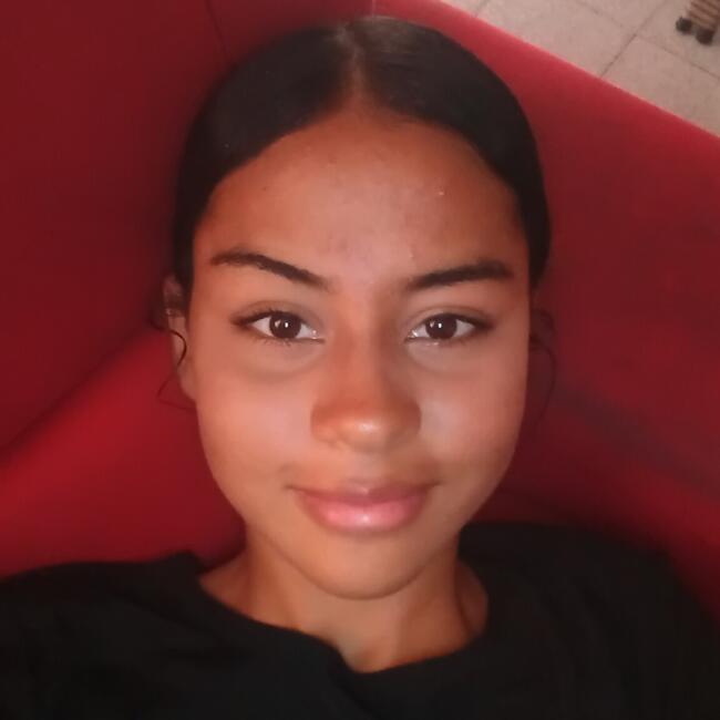 Babysitter in Salvador: Maria