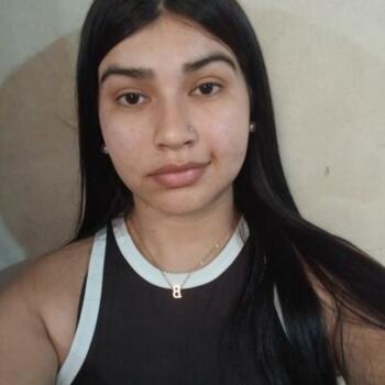 Babysitter in Almirante Brown: Belen