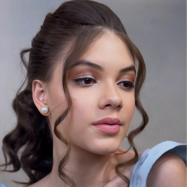 Babysitter in Valparaíso de Goiás: Maria Eduarda