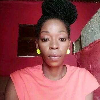 Babysitter in Pinhal Novo: Marquinha