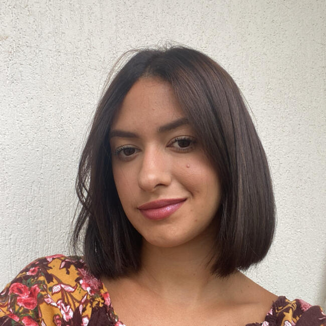 Babysitter in Uberlândia: Laís