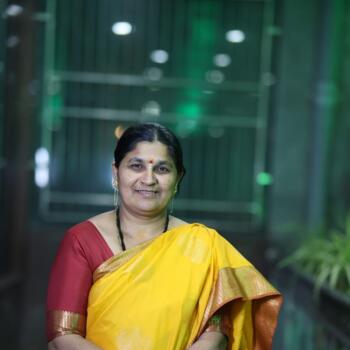 बंगलौर में आया: Latha