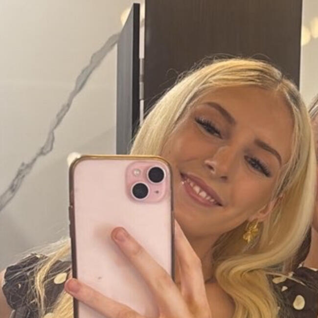 Babysitter in Toowoomba: Caitlyn