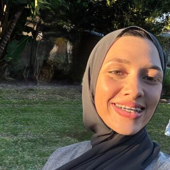 Babysitter in Cape Town: Hanaa