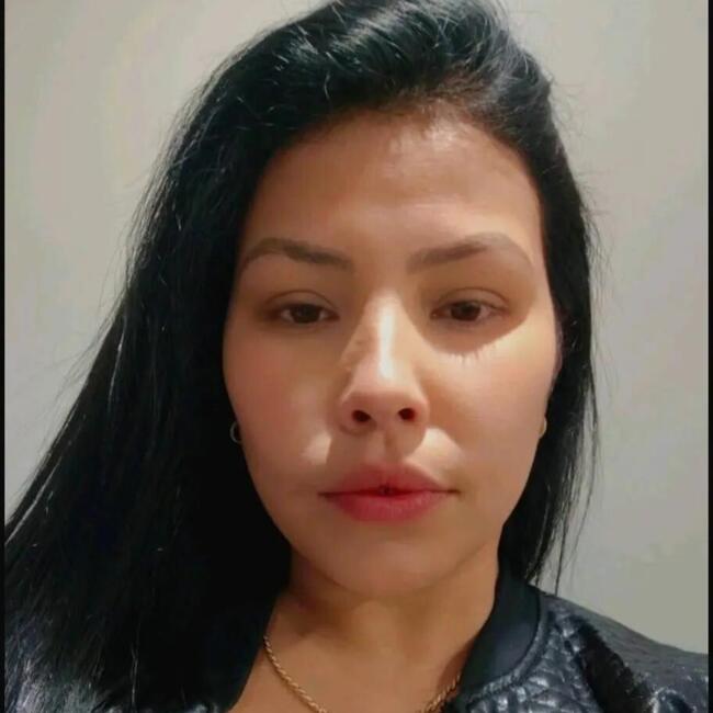Babysitter in Colombo: Debora