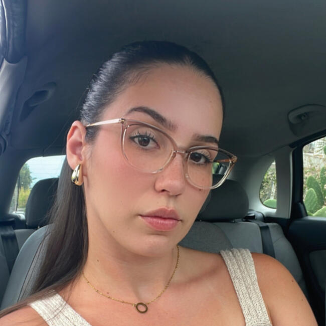 Babysitter in Funchal: Laura M. Silva