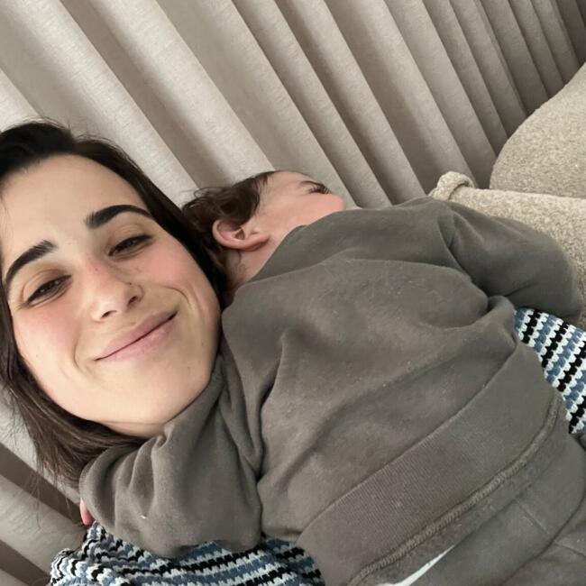 בייביסיטר ב- נתיבות: בתיה